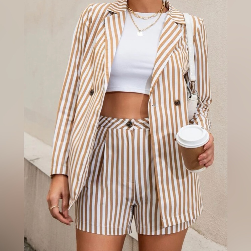 Stripped tan & wire blazer set